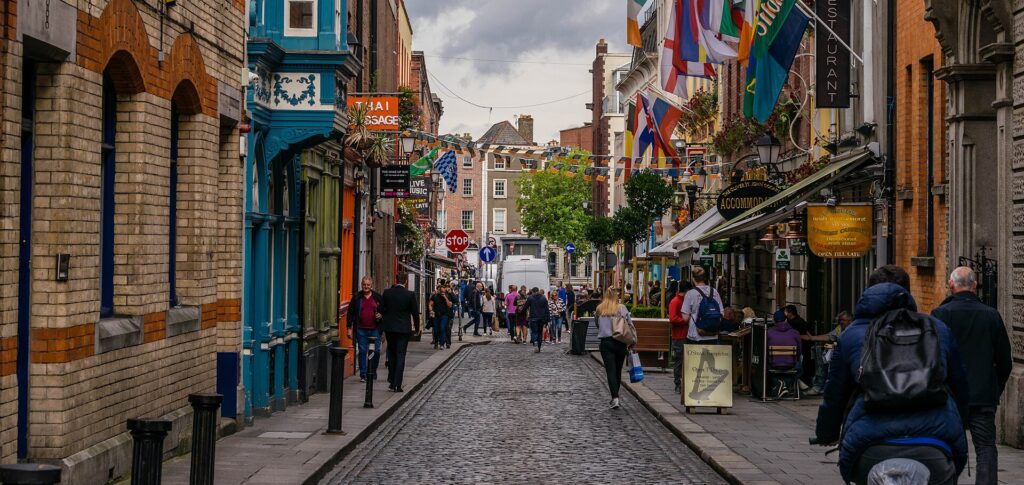 Dublin_City_Busy_Streets
